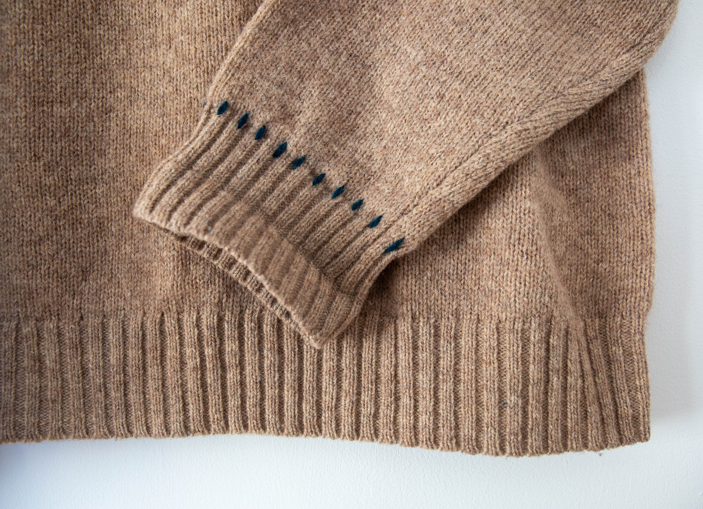 Natural Wave V-Neck Wool Sweater, XL