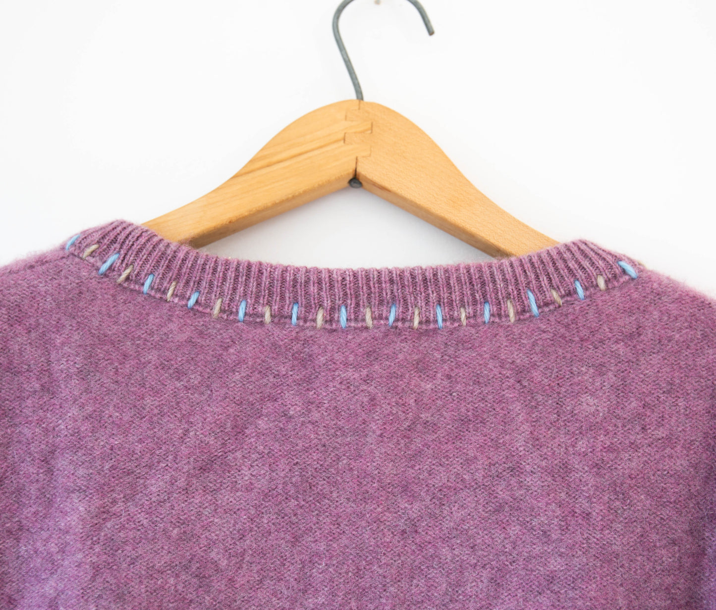 Fish Cashmere Sweater in Mauve, L