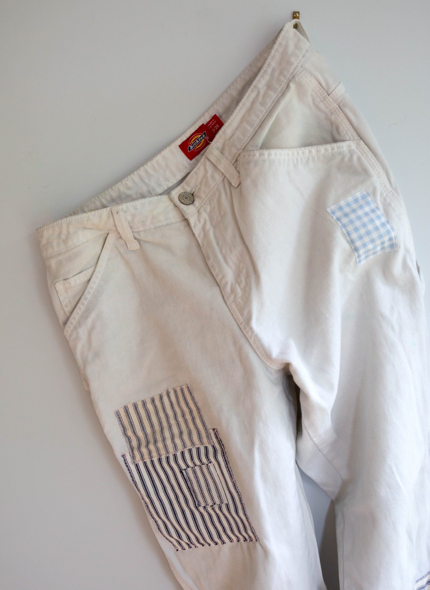 White + Blue Utilities, 26