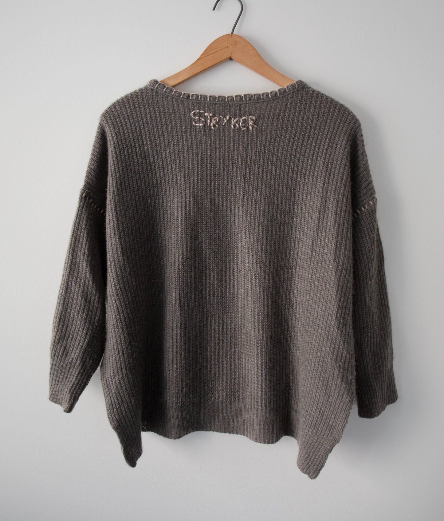 Blanket Stitched Cashmere Sweater, Medium