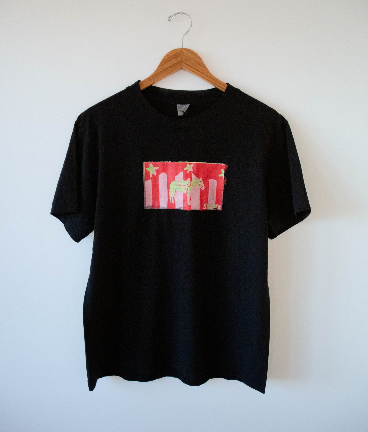3-Color Horse Tee in Black, no.1